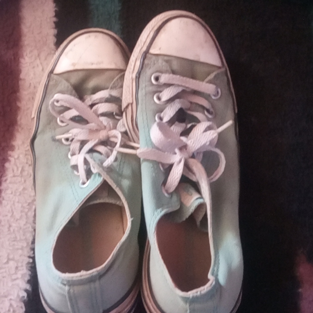 Converse